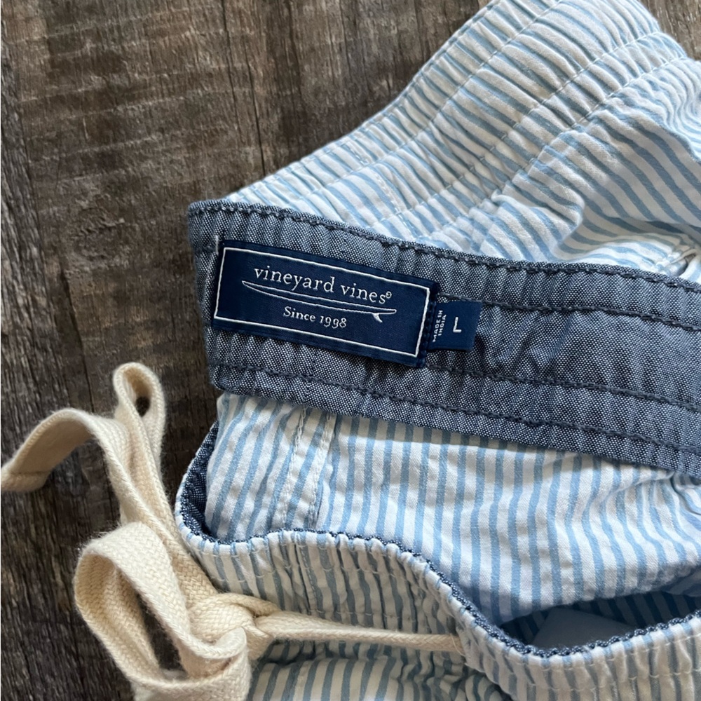 7 Inch Pull-On Shorts || Vineyard Vines